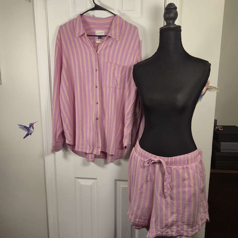 Universal Thread Pastel Striped Button Down Shirt - image 2